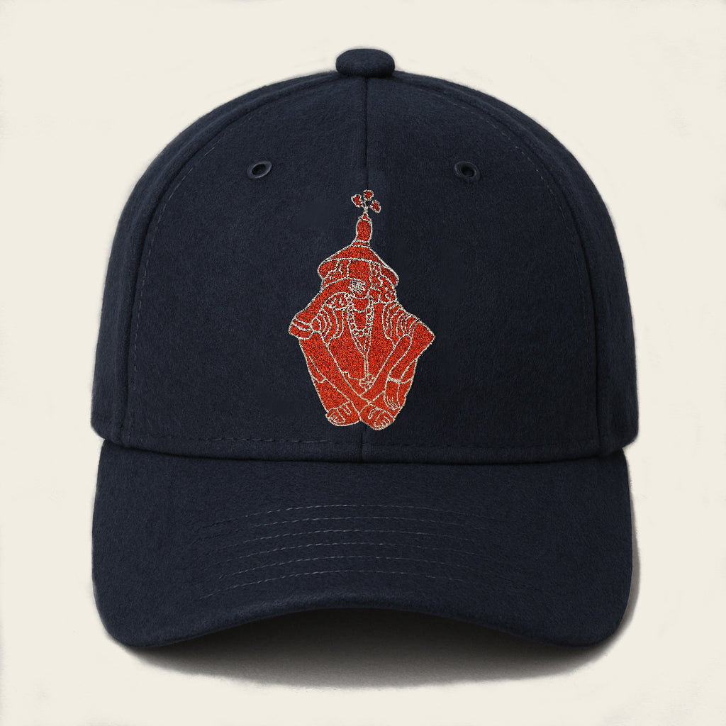 Dark blue baseball cap in felt look with red and white embroidery
